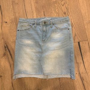 New universal thread denim skirt